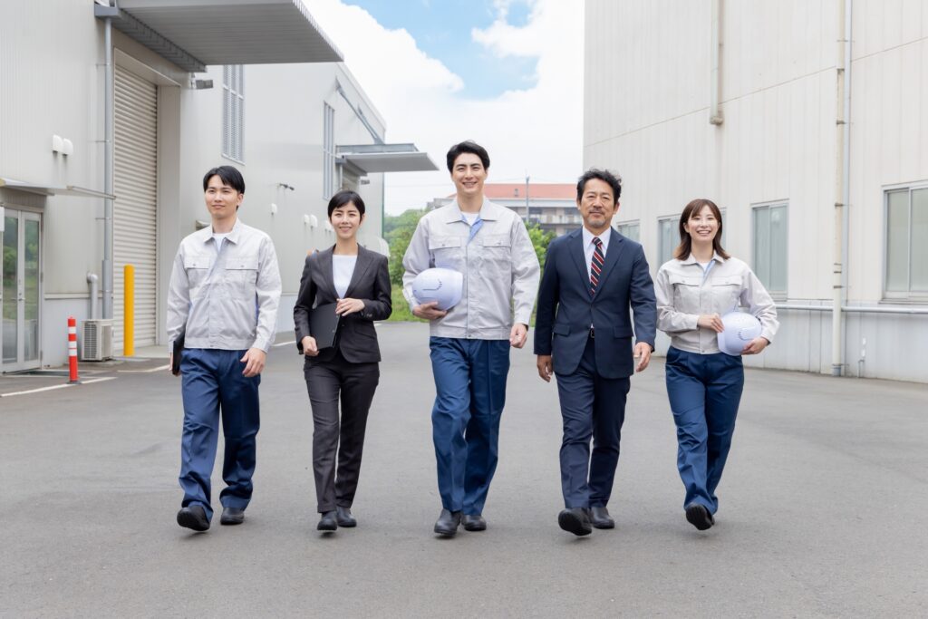 派遣先の企業様、スタッフ本人、派遣元である弊社の三方良しをめざしています